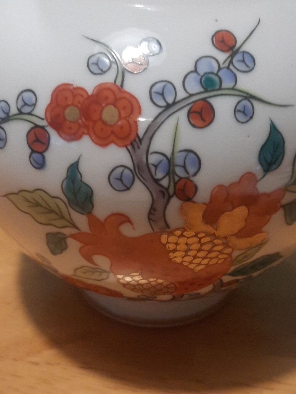 Porcelain Floral Ginger Jar with Gold Lid and Multicolor Motif - Picture 4 of 8